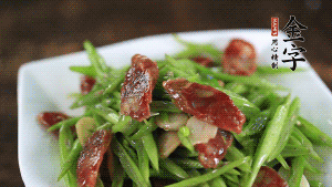 出鍋前加適量鹽即可。